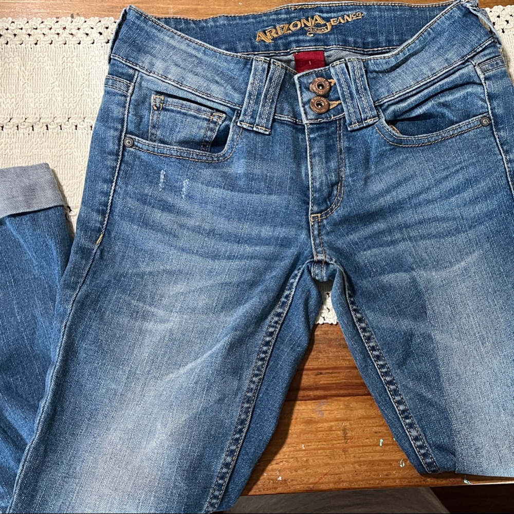 Arizona Blue Denim Capris
